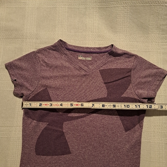Under Armour girls size 4 2 tone purple shirt, logo is sparkly - Picture 2 of 6